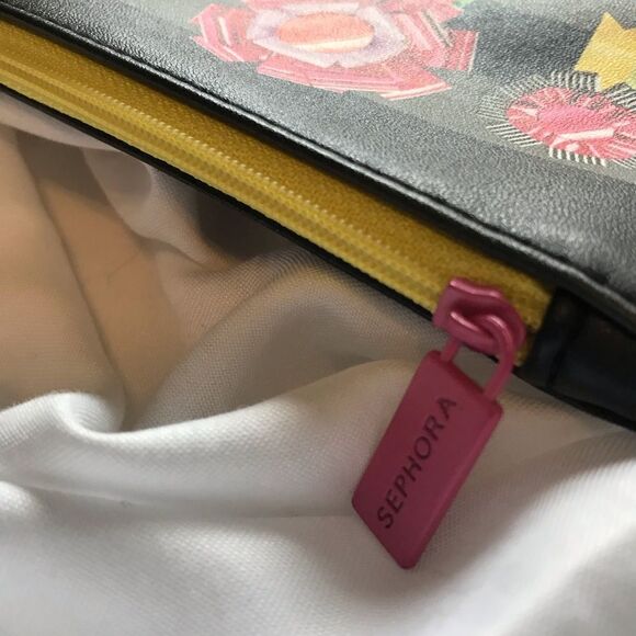 Sephora Makeup Bag Travel Black Yellow Zip Striped Bows NEW - Picture 3 of 5